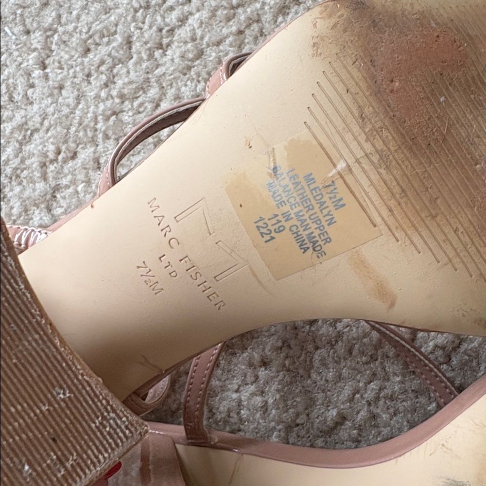 Marc Fisher LTD Edalyn Ankle Strap Sandal Neutral Nude Square Toe Heels Sz 7.5 - Picture 7 of 9